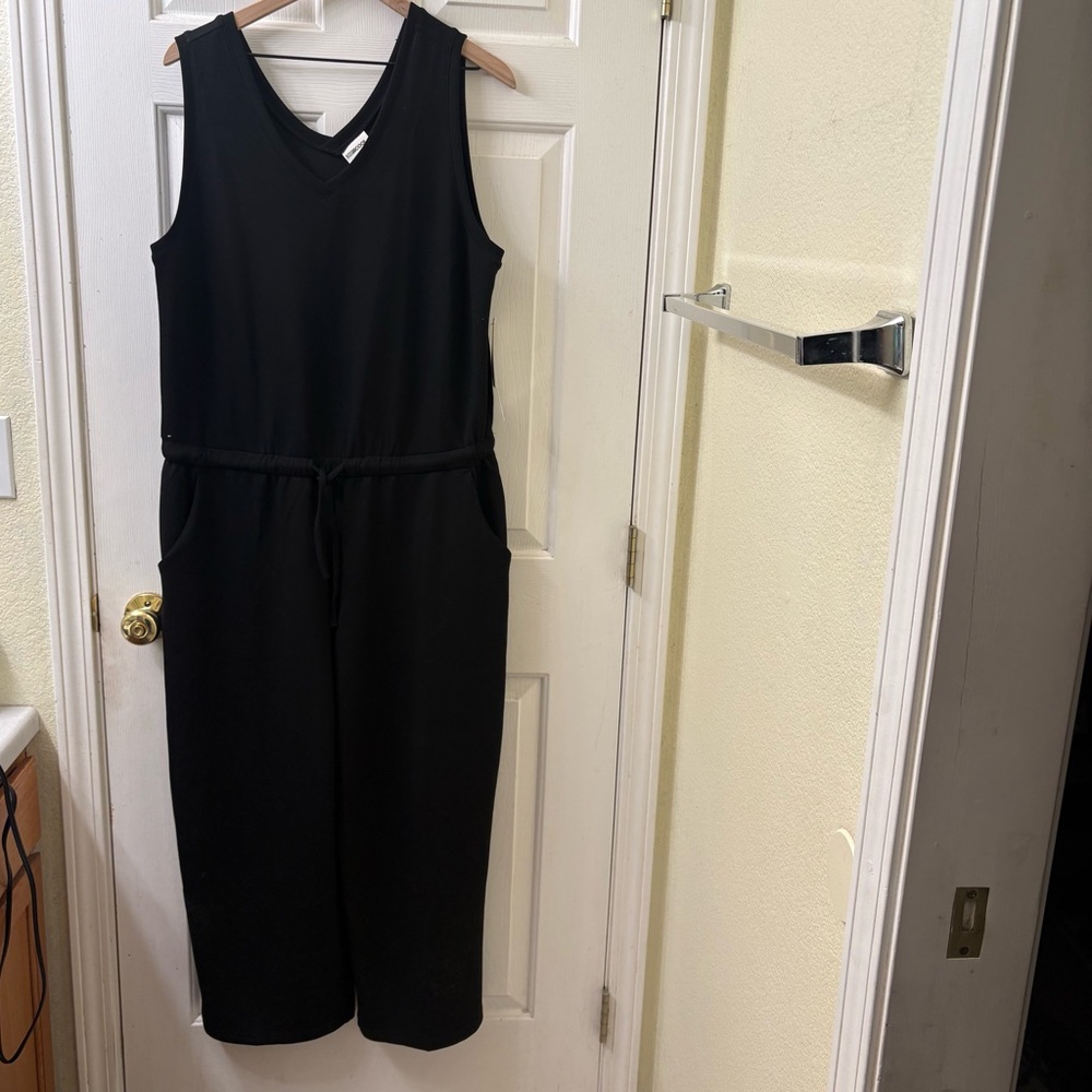NWT 32 Degrees - Women’s Black Travel Jumpsuit (Size XL)